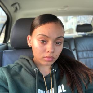 Meet your Posher, Keisha